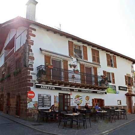 Hostal Ameztia Doneztebe 외부 사진