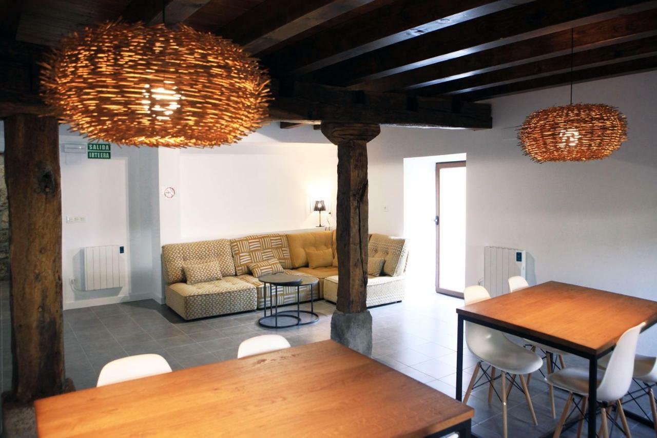 Hostal Ameztia Doneztebe 외부 사진