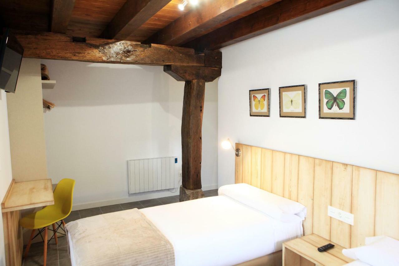 Hostal Ameztia Doneztebe 외부 사진